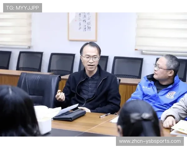 攀岩运动员饮食优化与体能训练科学化协同提升研究 攀岩运动员饮食优化与体能训练科学化协同提升研究