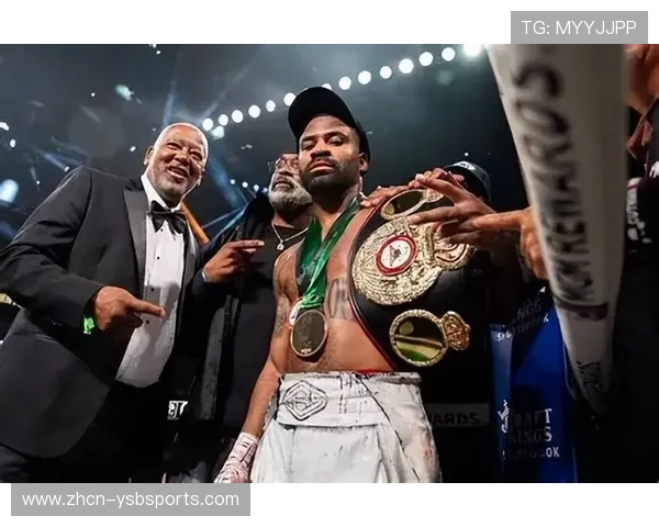 福斯特凭借体格优势控制节奏,点数击败富尔顿卫冕WBC次轻量级冠军 福斯特凭借体格优势控制节奏,点数击败富尔顿卫冕WBC次轻量级冠军